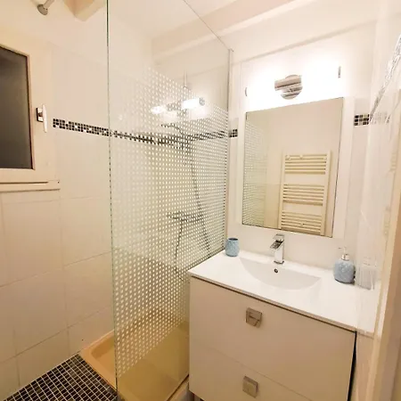 Casa vacanze La Vauxoise - 5 MIN DE LA PLAGE, RÉSIDENCE SÉCURISÉE AVEC PARKING ET TERRASSE *