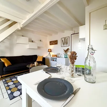 Holiday home La Vauxoise, Proche -