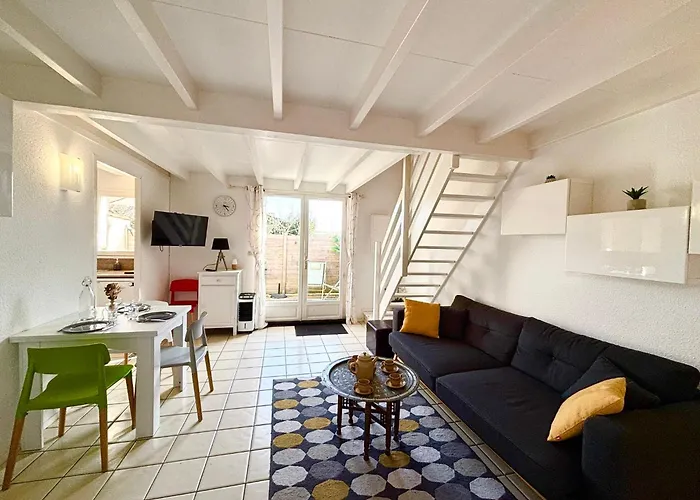 La Vauxoise, Proche - * Vaux-sur-Mer