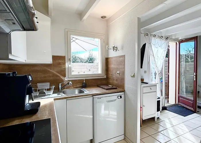 La Vauxoise, Proche -